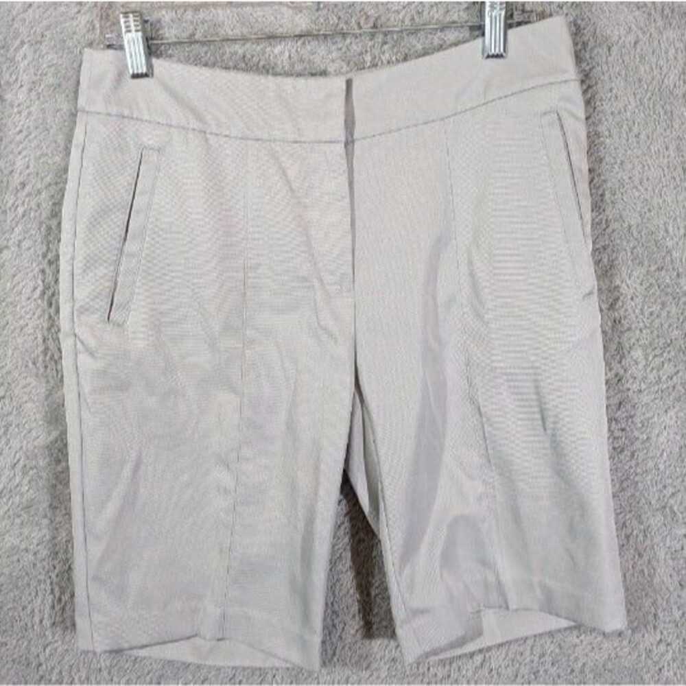 Gray IZOD Golf Bermuda Shorts Tailored Stretch Polyester Size 6 Women's
